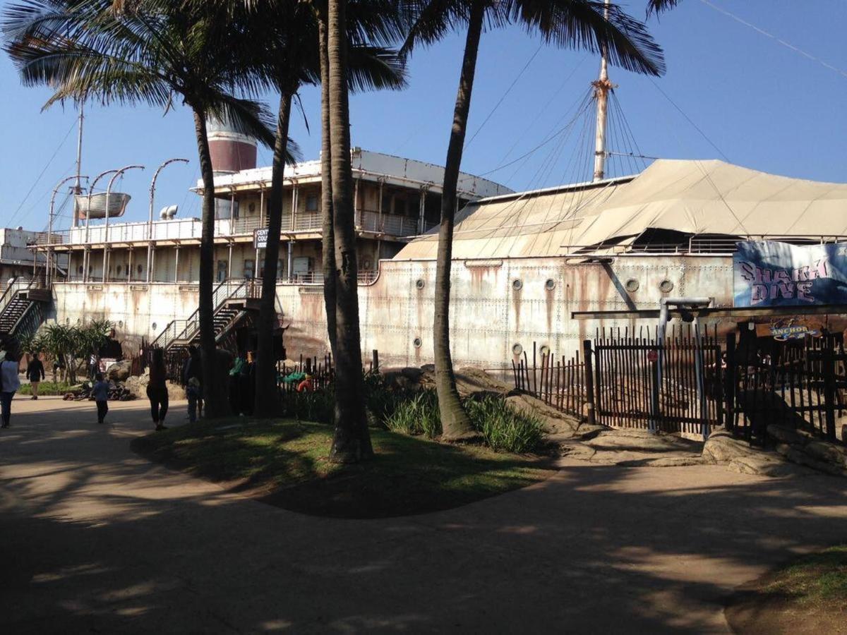 904 Tenbury Beach Apartment Durban Bagian luar foto