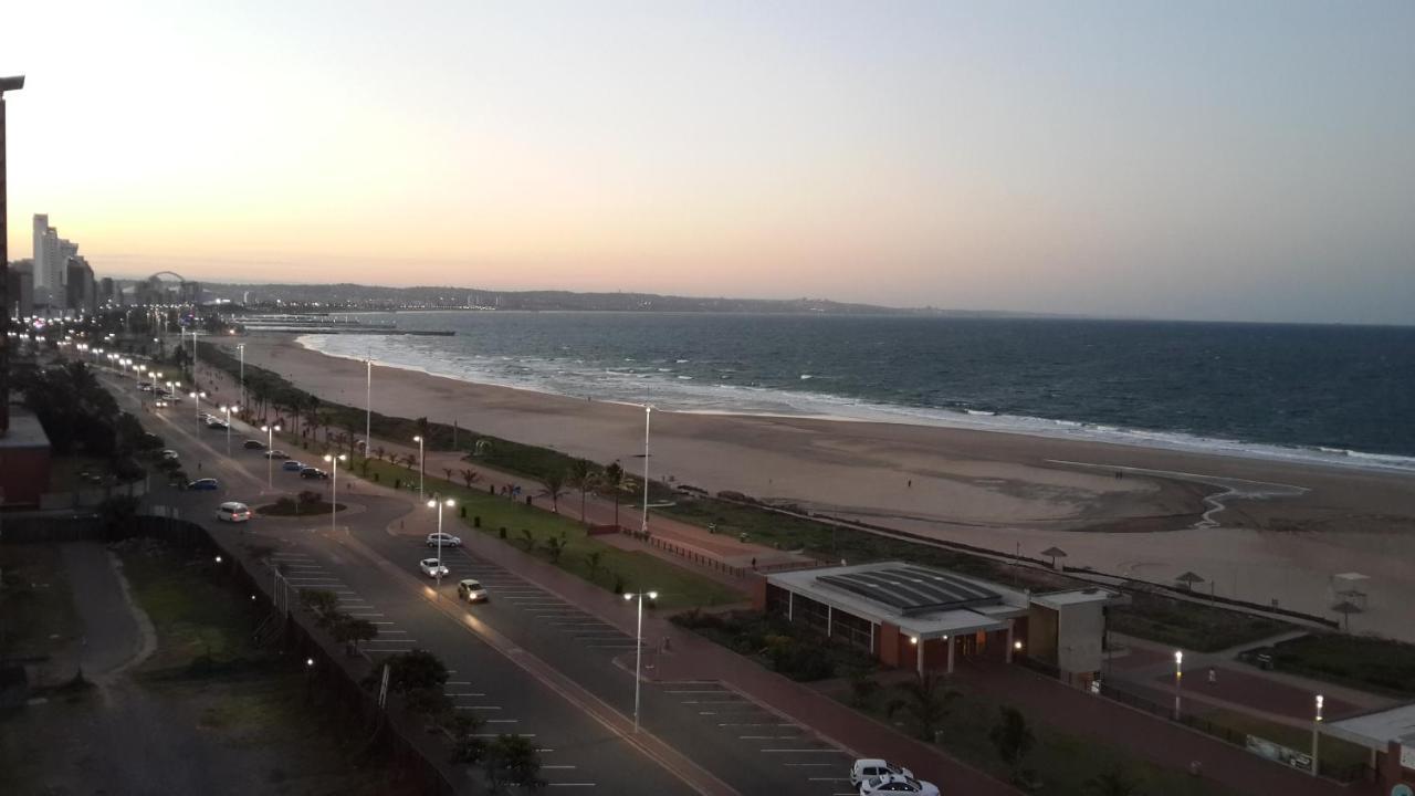904 Tenbury Beach Apartment Durban Bagian luar foto