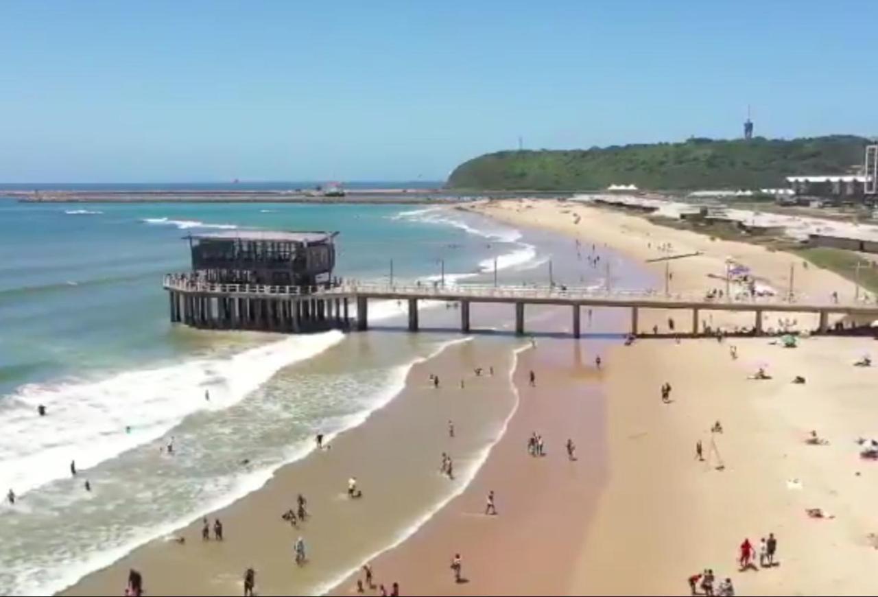 904 Tenbury Beach Apartment Durban Bagian luar foto
